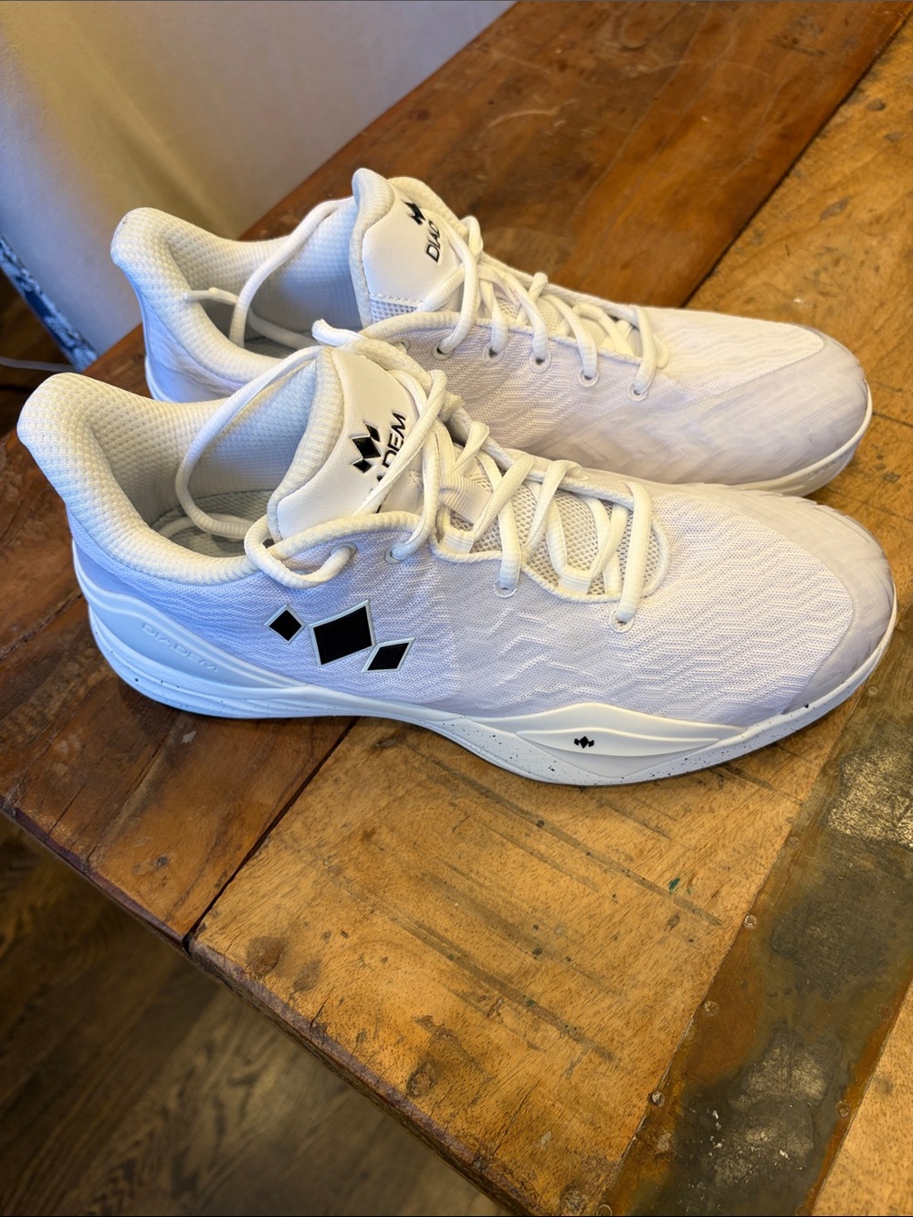 Diadem Court Burst Pickleball Shoes size 9.5